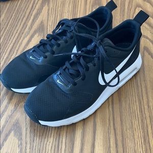 Nike Air Max TAVAS